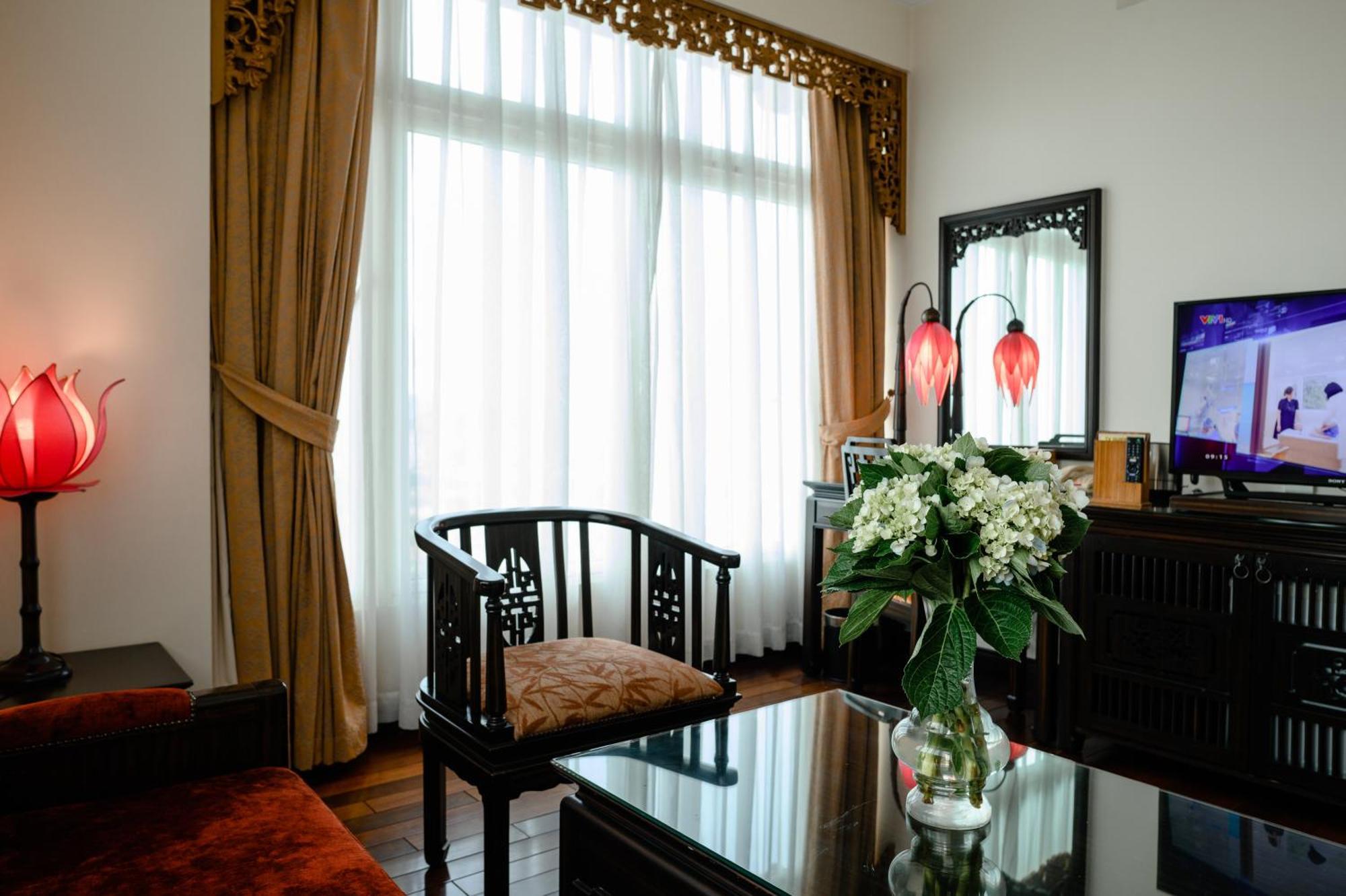 Ttc Imperial Hotel Hue Buitenkant foto